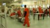 California podría permitir que más reclusos enfermos y en etapa terminal queden en libertad