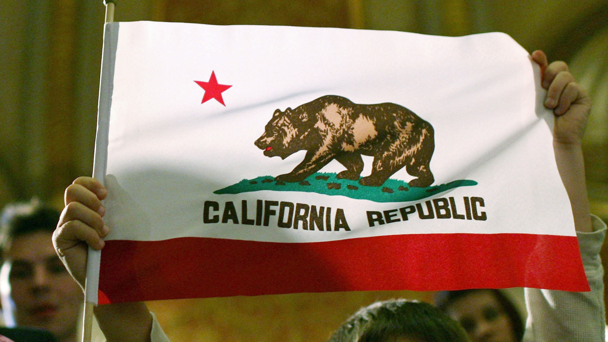 <strong>Canción estatal</strong>: "Te amo, California"<br>"Te amo, California" fue escrita por F.B. Silverwood, un exitoso fabricante de ropa de Los Ángeles, con la música a cargo del director de la Orquesta del Teatro Orpheum, A.F. Frankenstein. <br>