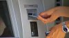 Advierten sobre dispositivos para clonar tarjetas de crédito en cajeros automáticos en Woodland