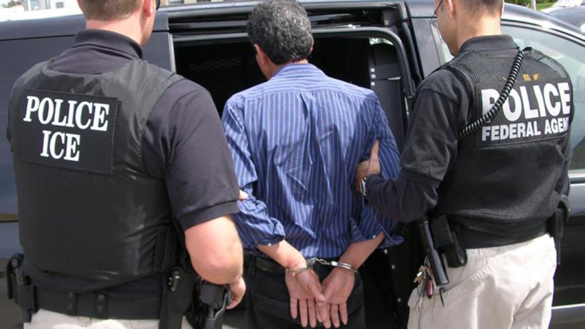 ice policia deportaciones indocumentados