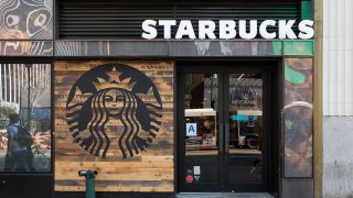 Foto genérica de una tienda de Starbucks.