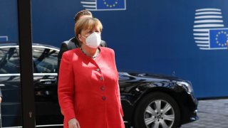 La canciller alemana, Angela Merkel, a su arribo a la reunión cumbre en Bruselas, el lunes.