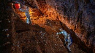 Excavaciones en cueva de Zacatecas