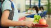 Bibliotecas y escuelas ofrecen comida gratis para menores durante el verano en Sacramento