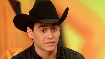 Julian Figueroa Confiesa Que Siempre Ha Sido Depresivo Telemundo Sacramento