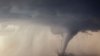 Tornado deja al menos siete muertos y destroza un vecindario entero en Iowa