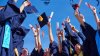 Cancelan ceremonia de graduación en UC Davis por calor extremo