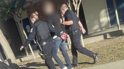 “Agarro un cuchillo y le dio en la espalda”: pelea entre estudiantes termina en apuñalamiento