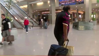 Variante Ómicron: preocupan los planes de viaje entre californianos