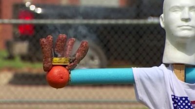 Los peligros de los fuegos artificiales: así explotaría tu mano por un petardo