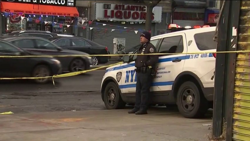 Encuentran torso de una mujer en una bolsa de basura en Brooklyn
