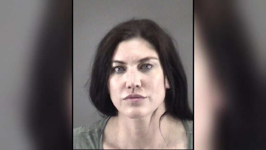 Hope Solo fue arrestada por conducir ebria con sus mellizos, según la policía
