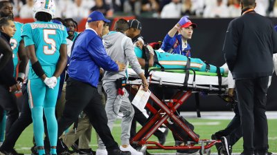 Tua Tagovailoa es dado de alta tras lesionarse durante partido de Miami y Cincinnati