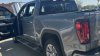 Padre condujo 9 horas para comprar una camioneta por $34,000 sólo para descubrir que era robada
