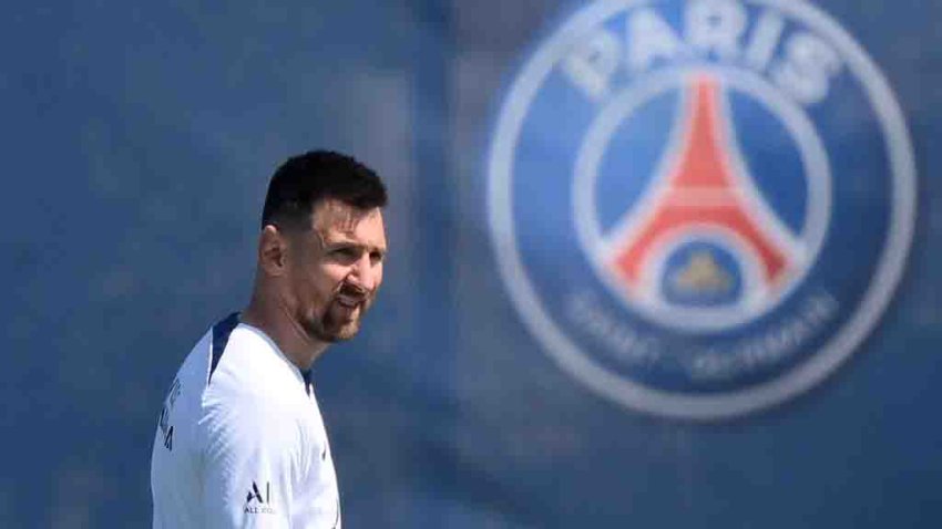 Paris Saint-Germain’s Argentinian forward Lionel Messi reacts during a training session at club’s training ground in Saint-Germain-en-Laye, west of Paris on June 1, 2023, two days prior to the L1 football match against Clermont. (Photo by FRANCK FIFE / AFP) (Photo by FRANCK FIFE/AFP via Getty Images)