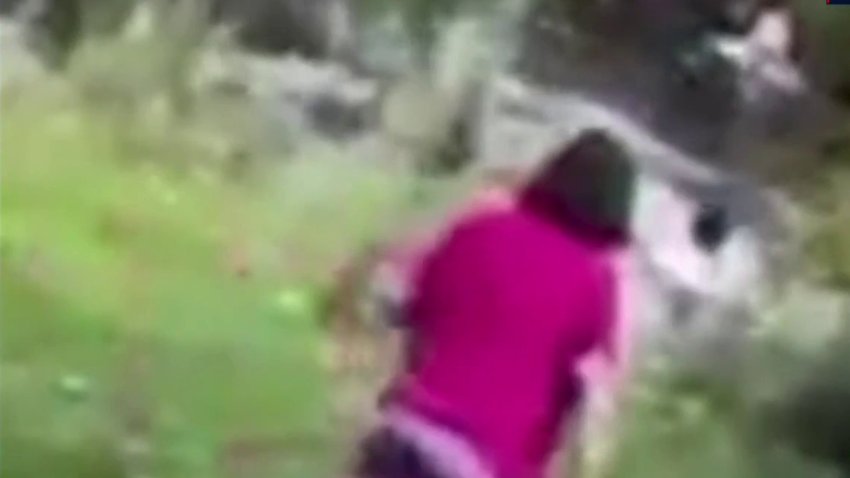 Captado en video: vecina se lanza al río para rescatar a un niño con autismo