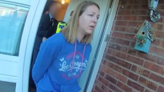 La enfermera Lucy Letby, cuando fue arrestada el 3 de julio del 2018 en Chester, Reino Unido.