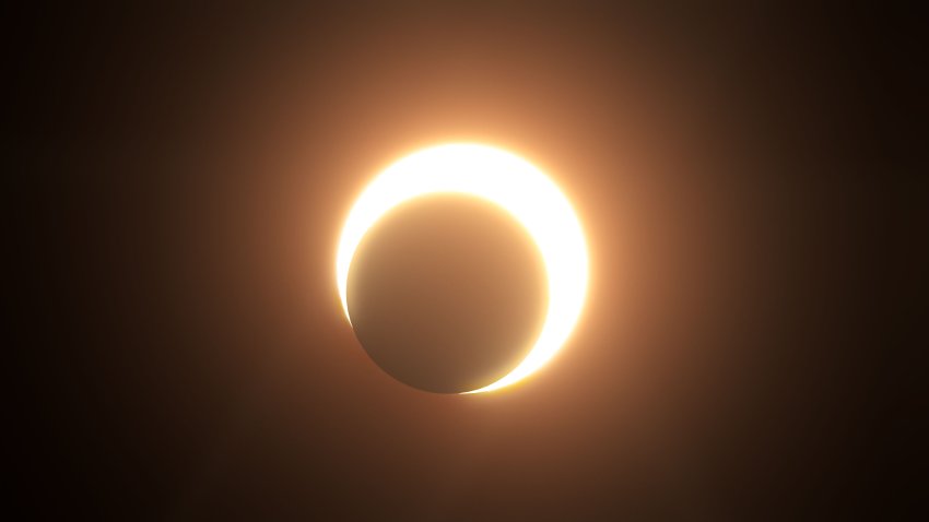 En detalle: las diferencias entre un eclipse anular y un eclipse total