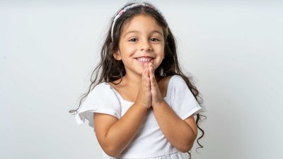¿Le das a tu hijo más de lo que merece? Podría tener el síndrome del niño hiperregalado