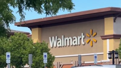 Buscan a dos sospechosos de robo en un Walmart en Rocklin