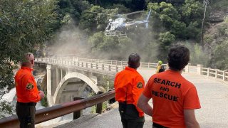 Rescatan mujer río Yuba Alguacil