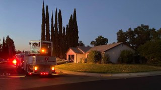 Hallan persona muerta en vivienda incendiada.