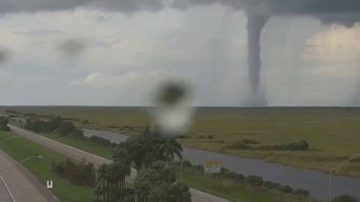 Imágenes de un tornado cerca de la autopista I-75 en Broward