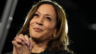 Kamala Harris, precisamente, es californiana. Nació hace 60 años en la ciudad de Oakland.