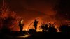 Crece incendio forestal en California mientras miles permanecen evacuados