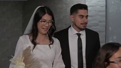 Parejas de Sacramento eligen el Día de San Valentín para contraer matrimonio