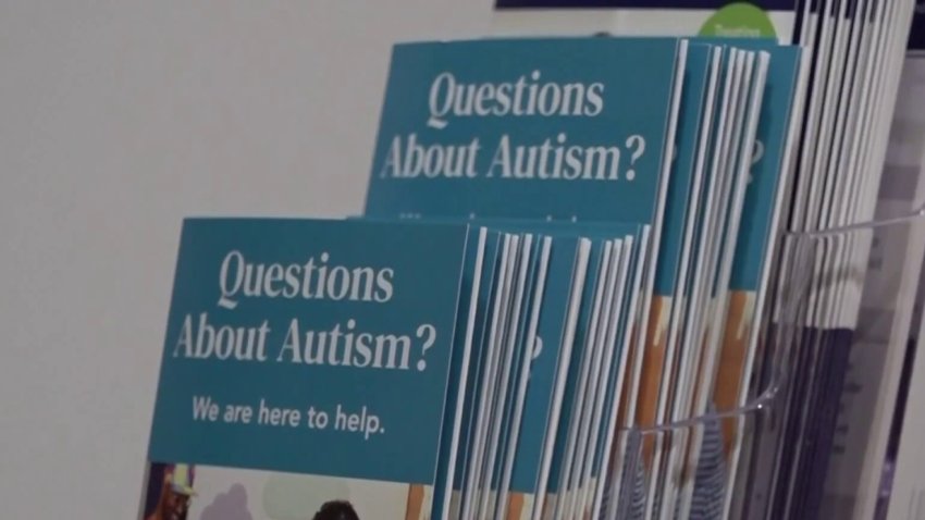 Padre comparte su experiencia en el Mes de la Concientización sobre el Autismo