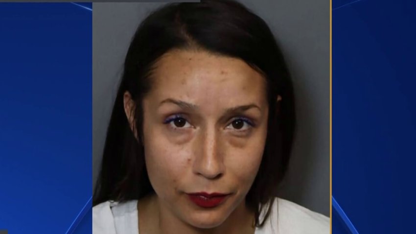 Prende fuego a desamparada y es arrestada en el condado Sacramento