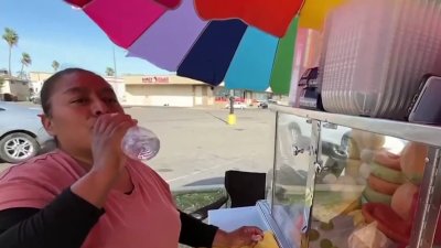 ¿Trabajas al aire libre? Estas recomendaciones te ayudarán a evitar un golpe de calor