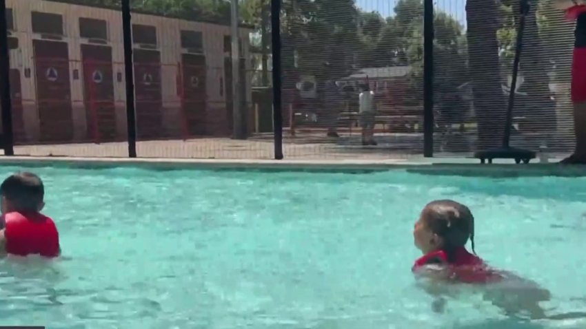 Abren centros de entrenamiento acuático en la ciudad de Modesto