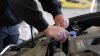 Ofrecen ayuda para reparar aires acondicionados de automóviles en California