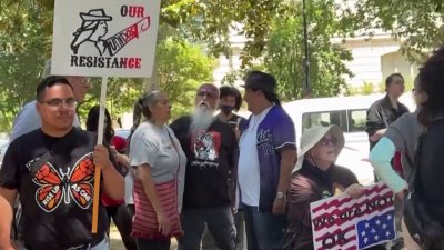 Protestan en Sacramento tras operativos de ICE